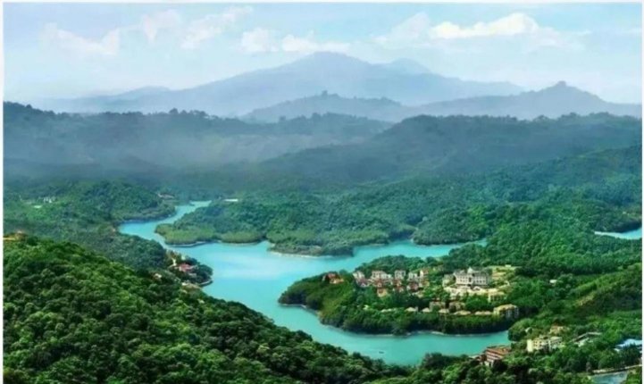 Tianlu Lake Forest Park